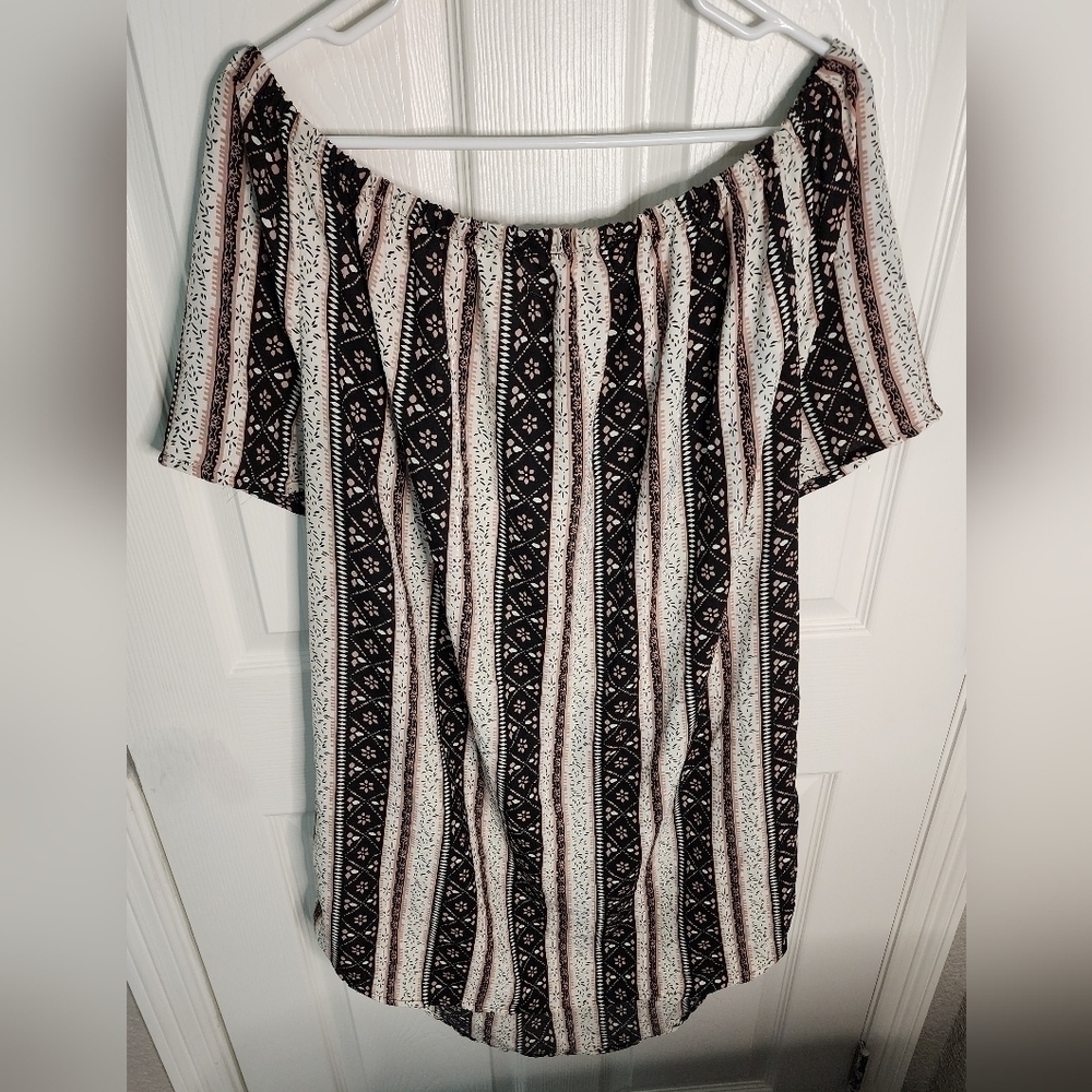 Hint of Blush Womens Tunic Floral Striped Top